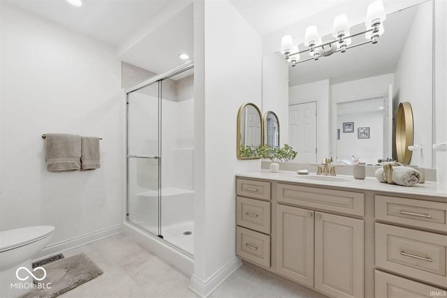 1002 S 8th Street, Upland, IN 46989