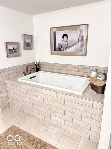 1002 S 8th Street, Upland, IN 46989