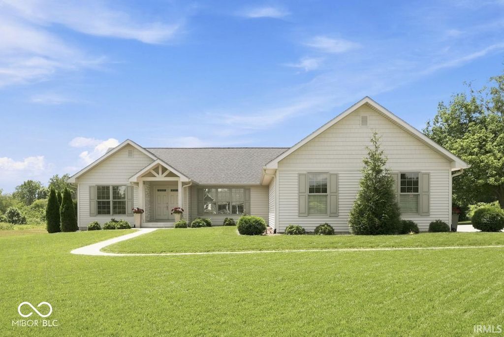 1002 S 8th Street, Upland, IN 46989