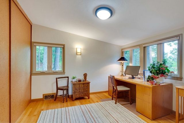 141 Old County Road, Lincoln, MA 01773