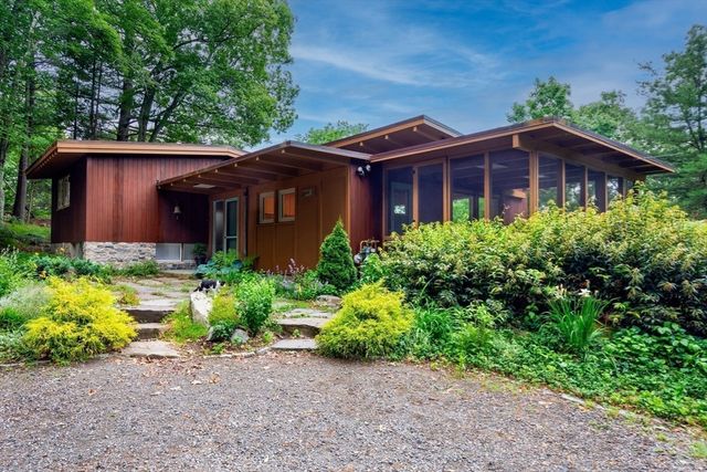 141 Old County Road, Lincoln, MA 01773