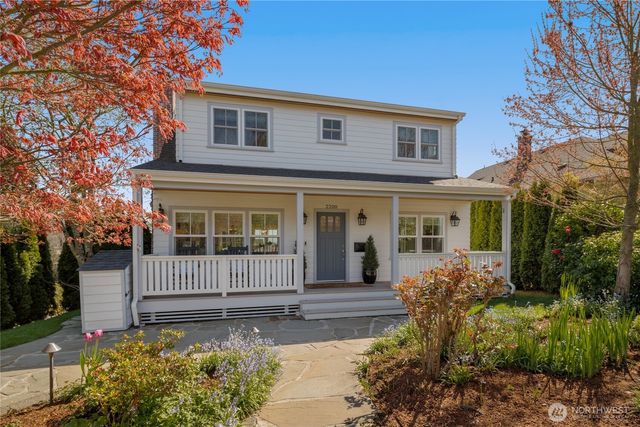 2200 41st Ave SW, Seattle, WA 98116