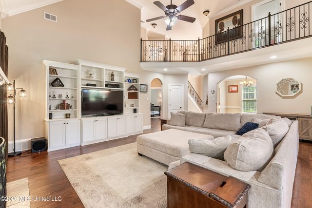 5702 Chessie Drive, Olive Branch, MS 38654