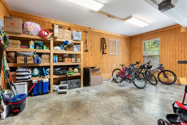 5702 Chessie Drive, Olive Branch, MS 38654