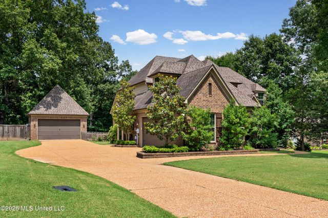 5702 Chessie Drive, Olive Branch, MS 38654