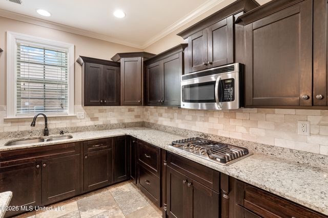 5702 Chessie Drive, Olive Branch, MS 38654