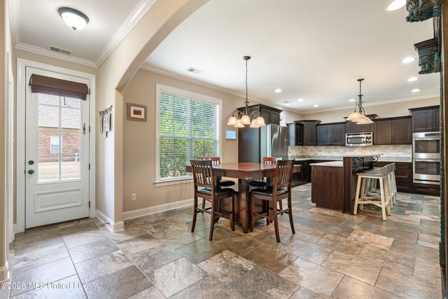 5702 Chessie Drive, Olive Branch, MS 38654