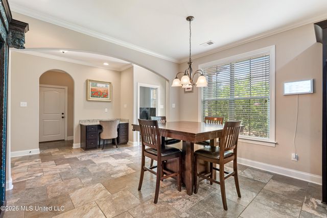 5702 Chessie Drive, Olive Branch, MS 38654