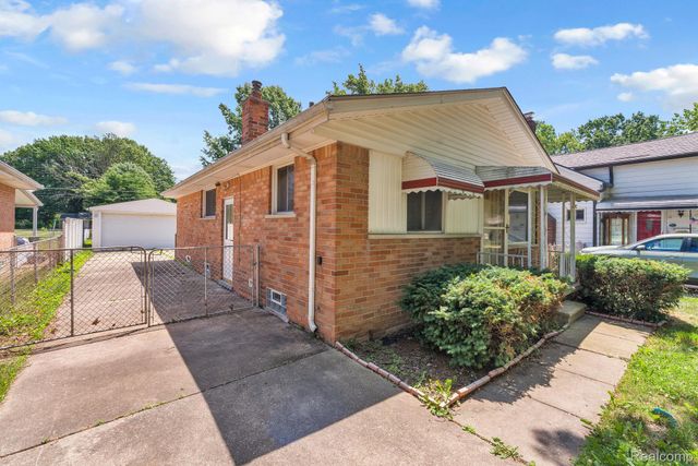 4461 Mayfair Street, Dearborn Heights, MI 48125