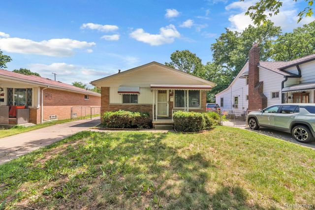 4461 Mayfair Street, Dearborn Heights, MI 48125