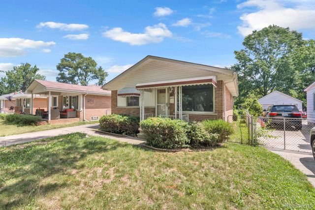 4461 Mayfair Street, Dearborn Heights, MI 48125