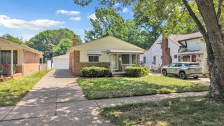 4461 Mayfair Street, Dearborn Heights, MI 48125