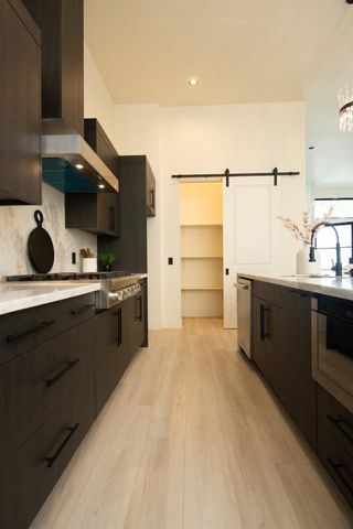 10318 Fox Borough Dr, Oakdale, CA 95361