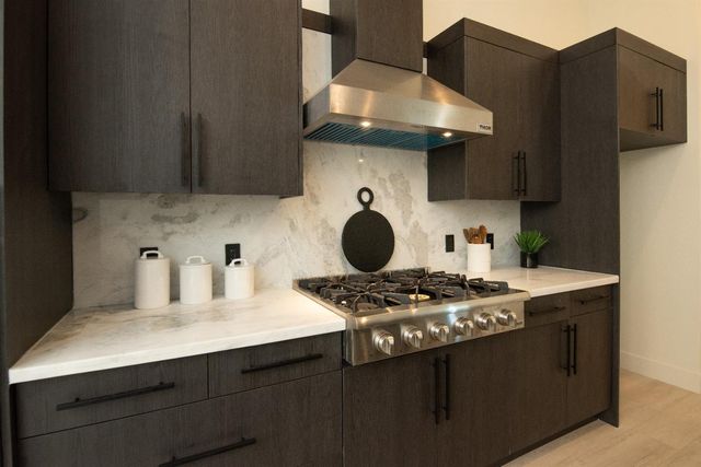 10318 Fox Borough Dr, Oakdale, CA 95361