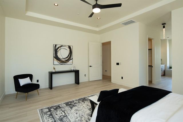 10318 Fox Borough Dr, Oakdale, CA 95361