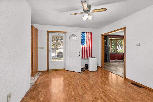 17 N 5TH STREET, Winneconne, WI 54986