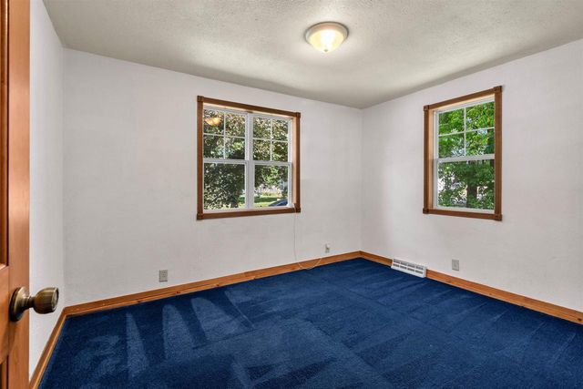 17 N 5TH STREET, Winneconne, WI 54986