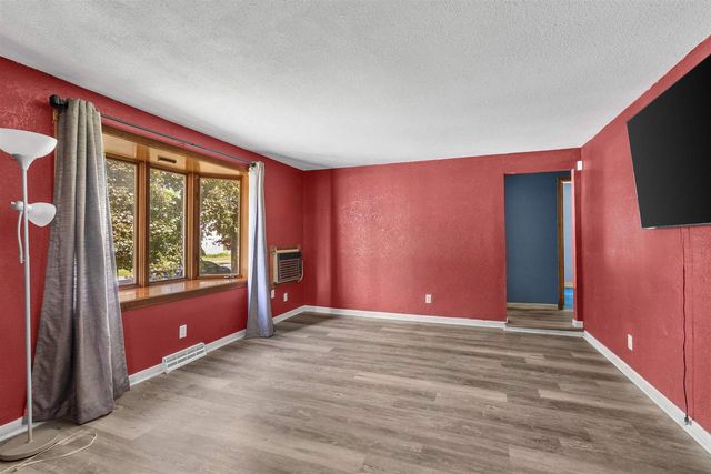 17 N 5TH STREET, Winneconne, WI 54986