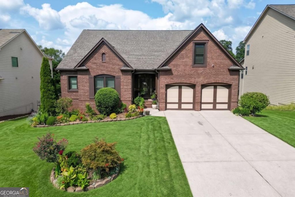 1560 Woodall Trace, Alpharetta, GA 30004