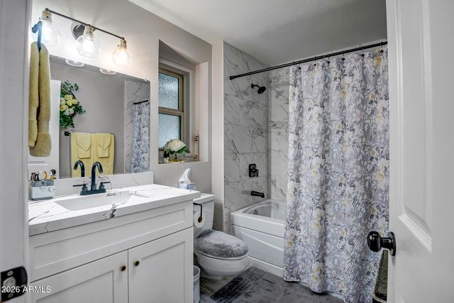 18414 N 104TH Avenue, Sun City, AZ 85373