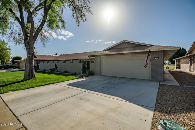 18414 N 104TH Avenue, Sun City, AZ 85373