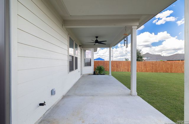 6808 Cetera Crossing, Converse, TX 78109