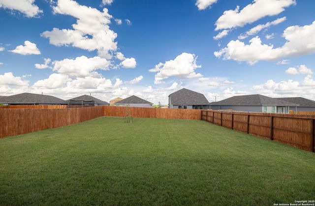 6808 Cetera Crossing, Converse, TX 78109
