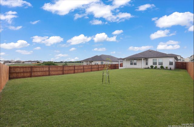 6808 Cetera Crossing, Converse, TX 78109
