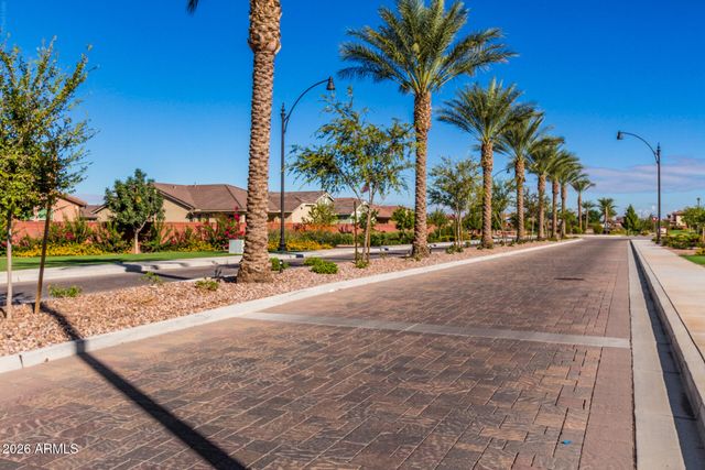 4459 E SKOUSEN Street, Gilbert, AZ 85295