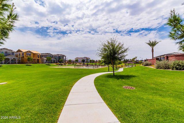 4459 E SKOUSEN Street, Gilbert, AZ 85295