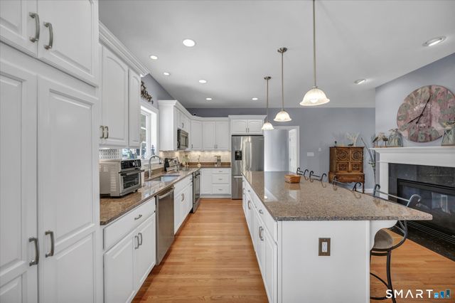 80 Acre Way, Southington, CT 06489