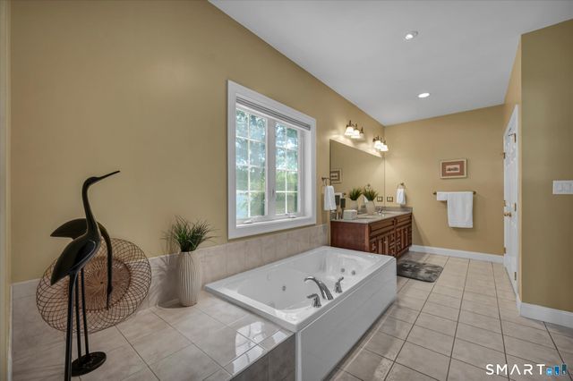 80 Acre Way, Southington, CT 06489