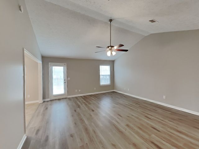 1811 Packard Ct, Spring Hill, TN 37174