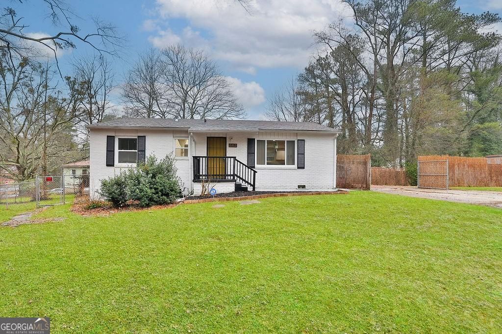 647 Alfred Road NW, Atlanta, GA 30331