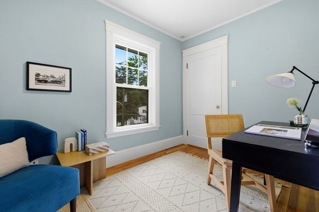 15 Ellis St, Woburn, MA 01801