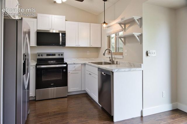 7155 Alpenwood Way, Colorado Springs, CO 80918