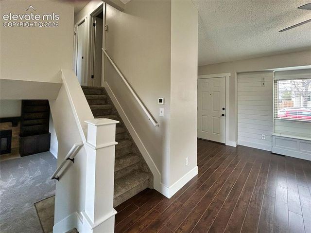 7155 Alpenwood Way, Colorado Springs, CO 80918