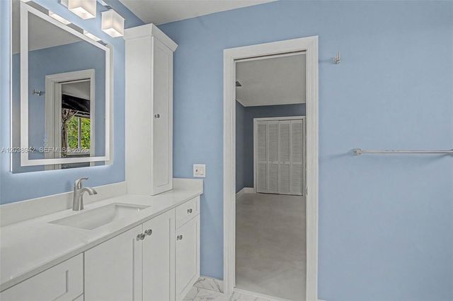 8021 SW 162nd Street, Palmetto Bay, FL 33157