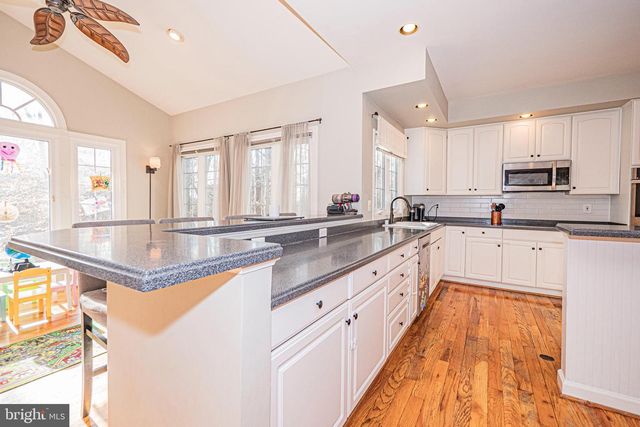 9507 ASHBURY PL, Frederick, MD 21701