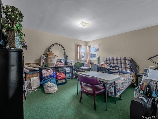 1543 Sweetman Avenue, Elmont, NY 11003