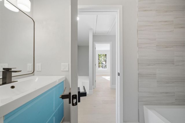 22 Cricket Hollow Place, Spring, TX 77381