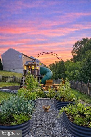 9529 LAUREL OAK DR, Fredericksburg, VA 22407