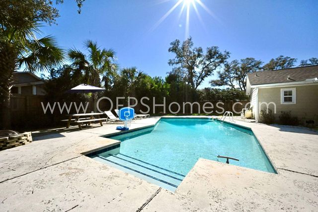 78 E Country Club Drive, Destin, FL 32541