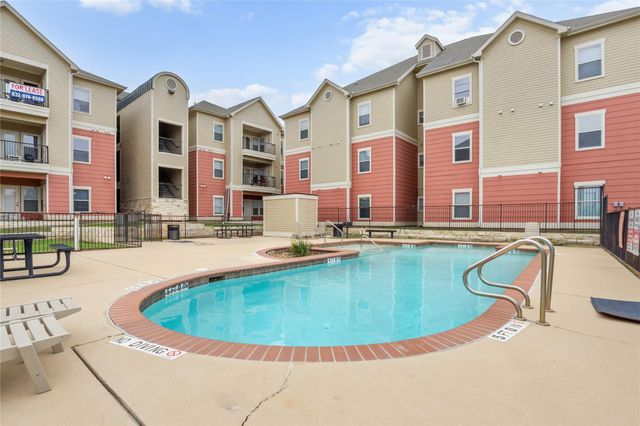 1901 Crossing PL 3101, Austin, TX 78741