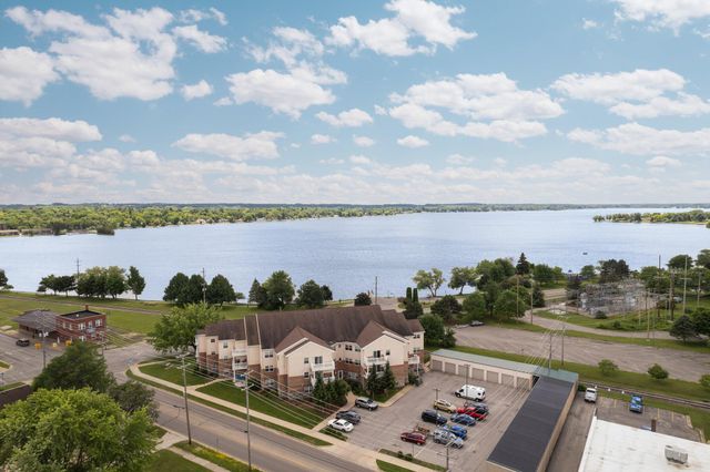 301 N Lake Street 104, Cadillac, MI 49601