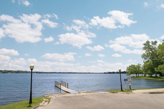 301 N Lake Street 104, Cadillac, MI 49601