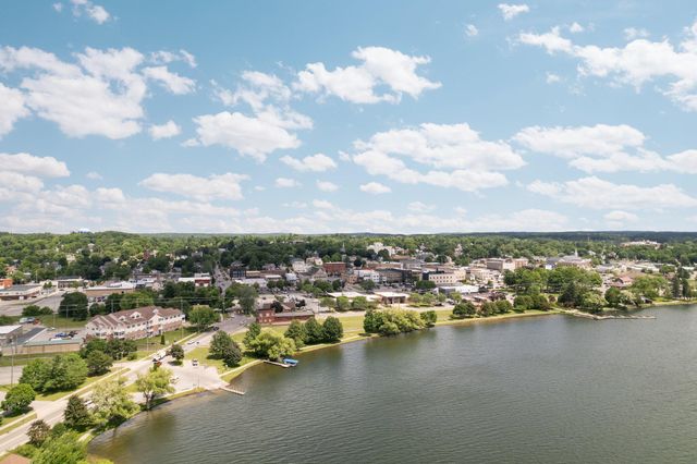 301 N Lake Street 104, Cadillac, MI 49601