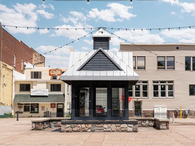 301 N Lake Street 104, Cadillac, MI 49601