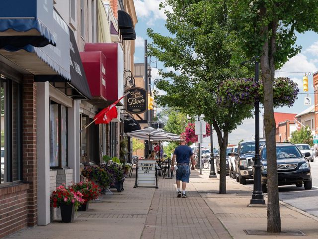 301 N Lake Street 104, Cadillac, MI 49601