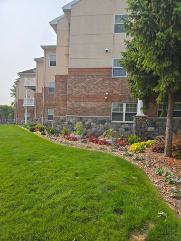 301 N Lake Street 104, Cadillac, MI 49601